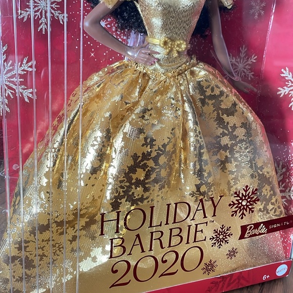 2020 Holiday Barbie - Picture 5 of 12